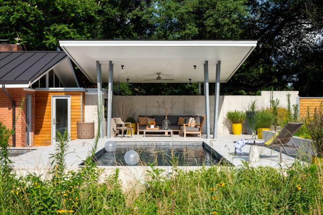 Add shade structures to improve​ comfort in modern landscape‌ design