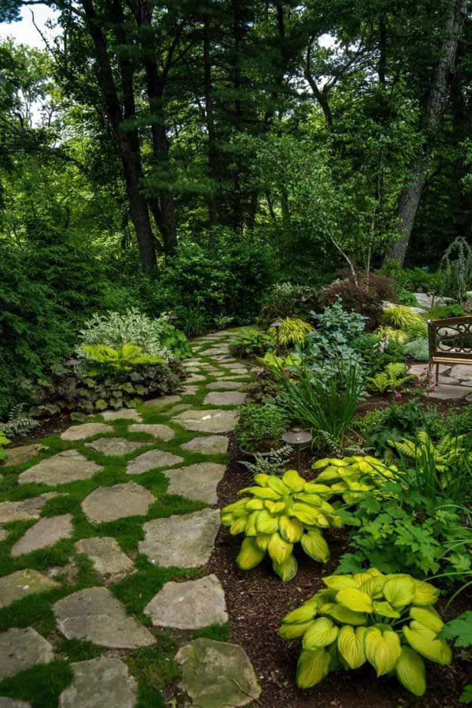 Curate ​a ​pathway with stones to ⁤guide guests through your stunning backyard design