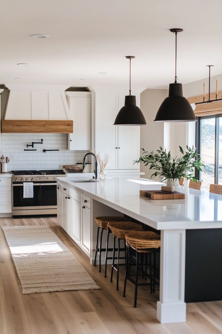 Charming Elements to Enhance Your Farmhouse Kitchen