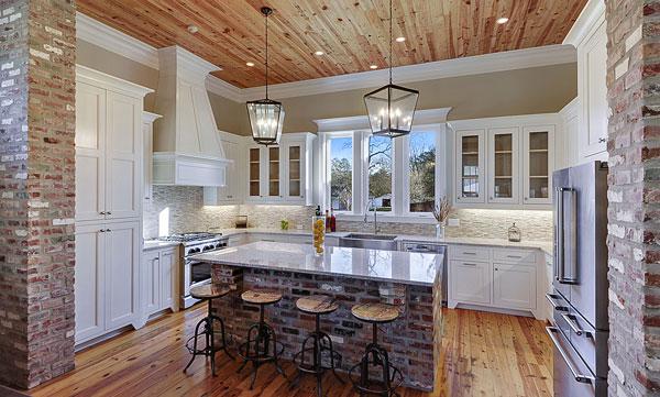 Open⁤ floor plan to ⁢enhance the‍ flow and spaciousness of your farmhouse ⁤kitchen