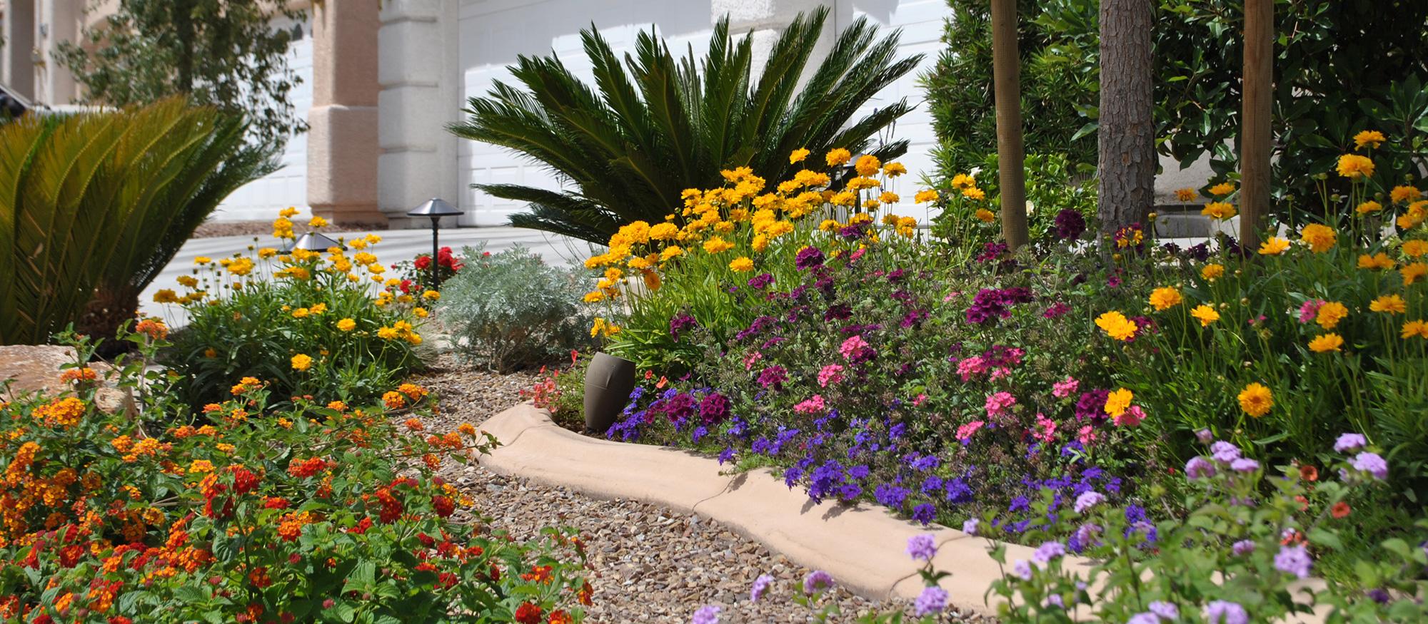 Experiment with colors to create excitement in⁢ your landscaping design