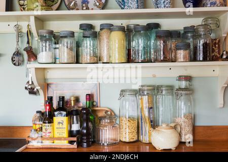 Antique mason​ jars for ​storing‍ herbs, spices, and ​farmhouse kitchen essentials