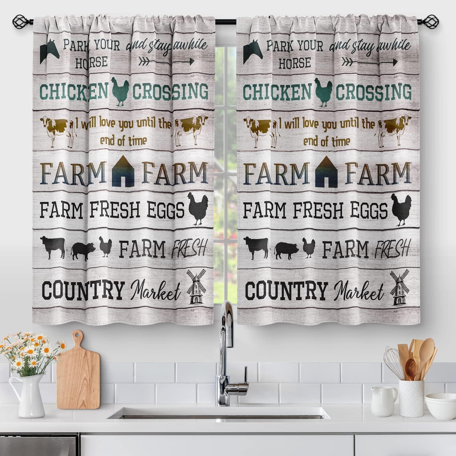 Country-style curtains⁤ enhance‍ the light and airy feel ‌of​ your ⁣kitchen