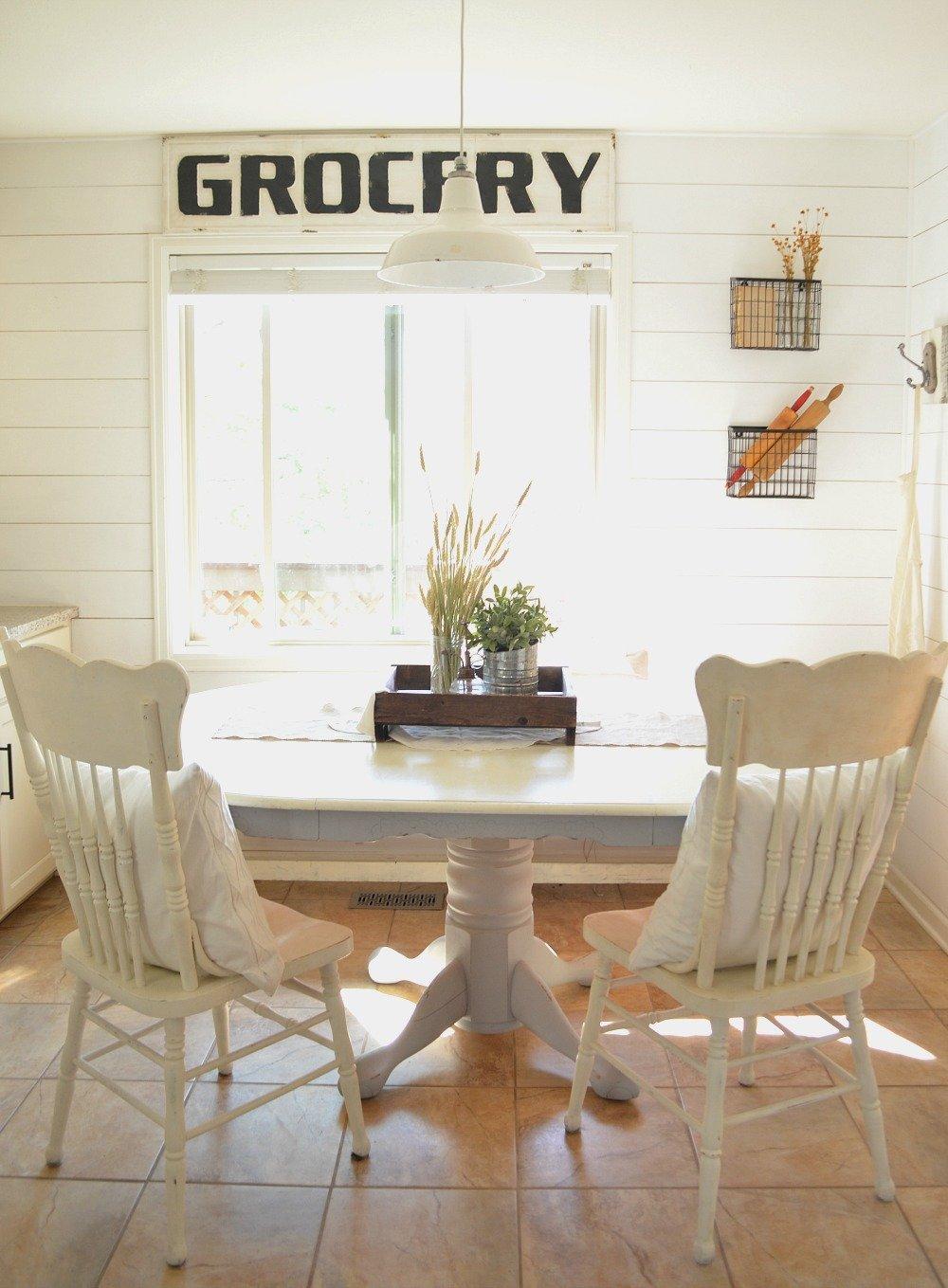 Cozy⁣ breakfast nook to gather loved ones ‌in your⁣ farmhouse kitchen