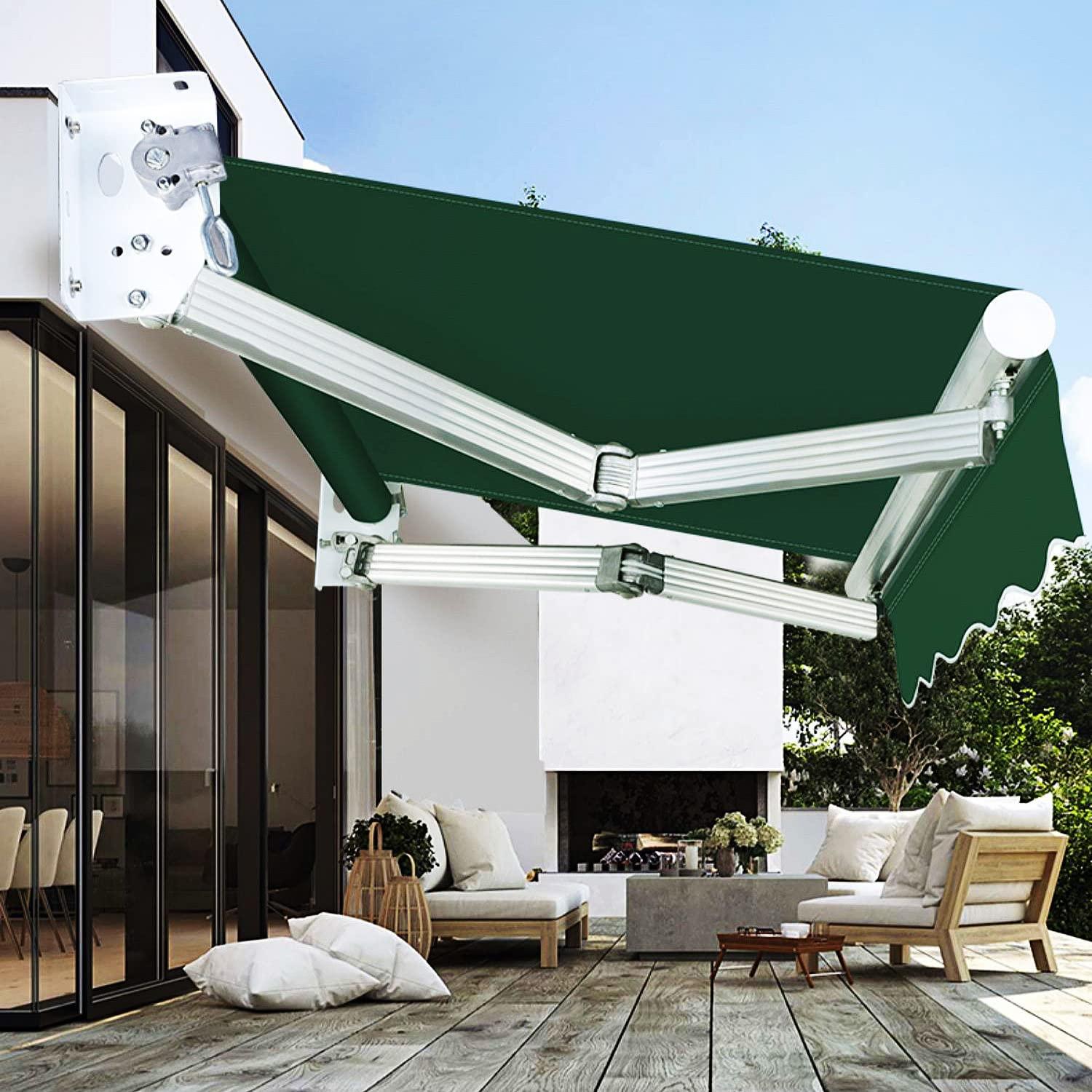 Retractable awnings: Perfect sun protection enhances your​ versatile patio design