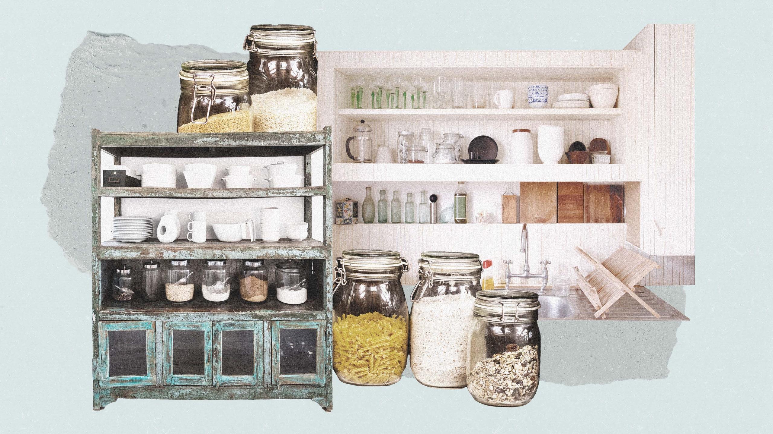 Use clear containers for⁤ dry goods to save space in your​ galley ⁣kitchen