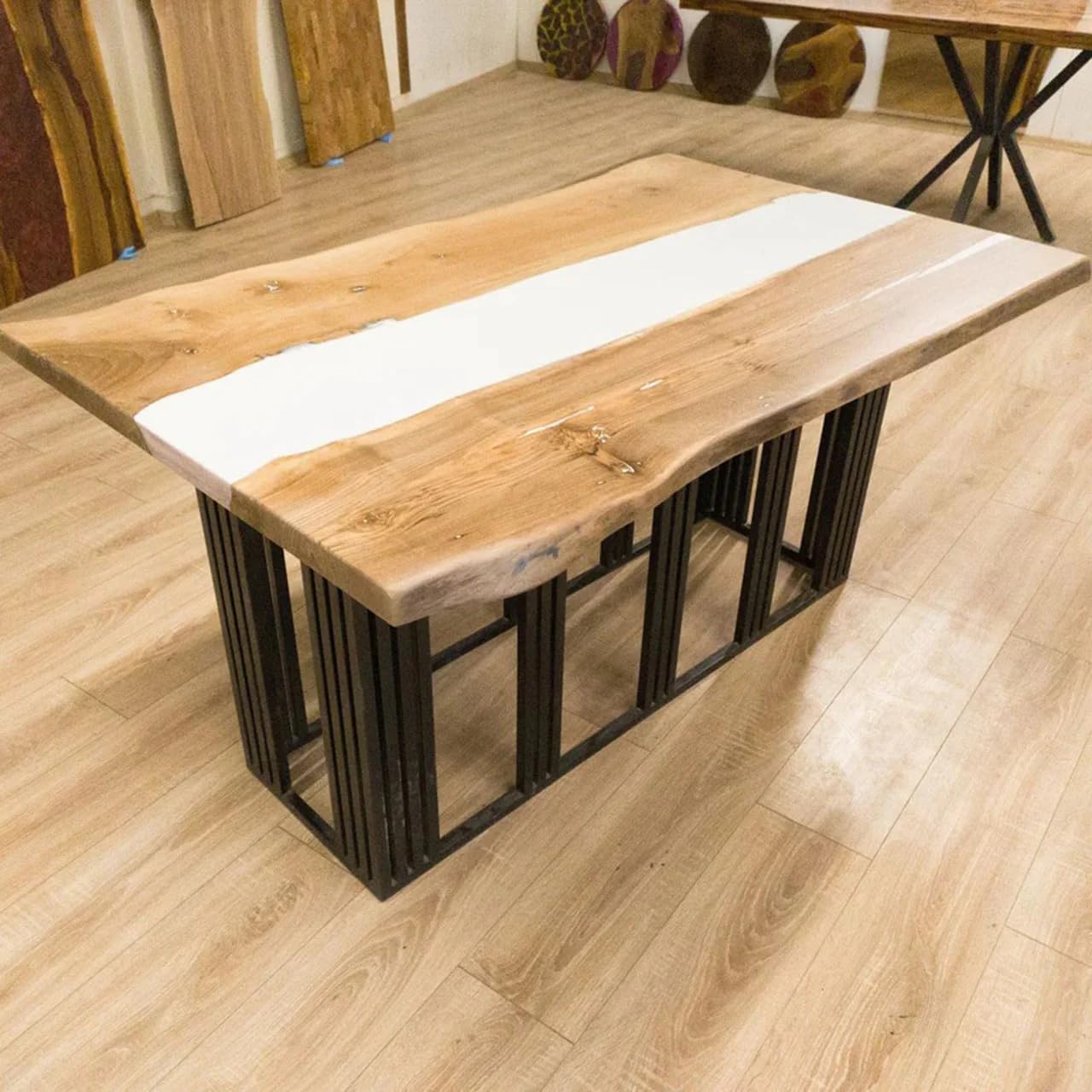 How​ We Experienced the ⁣Customized Large epoxy Resin Table's Craftsmanship