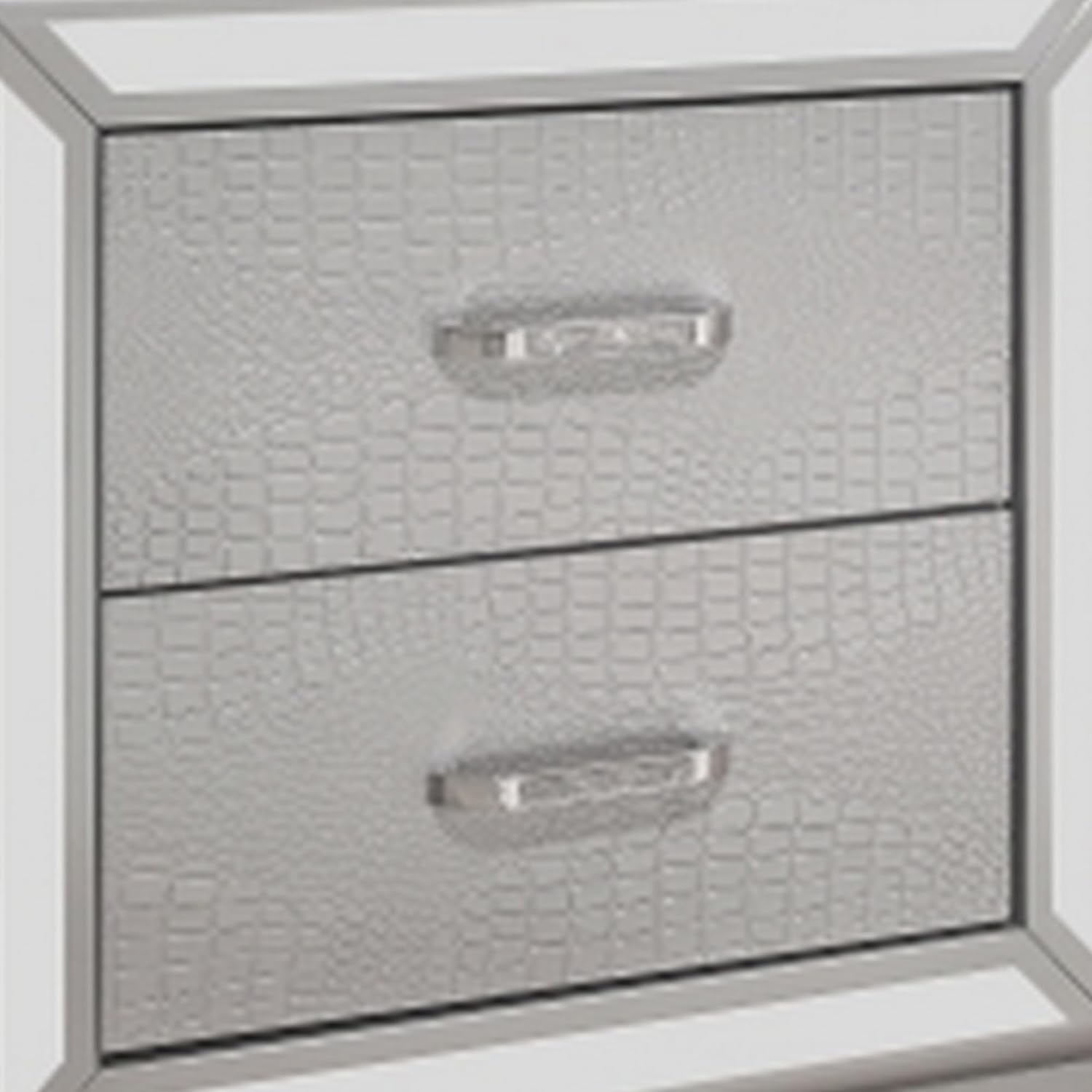 Why We love the⁣ Benjara Aisha Nightstand: Stylish & Spacious