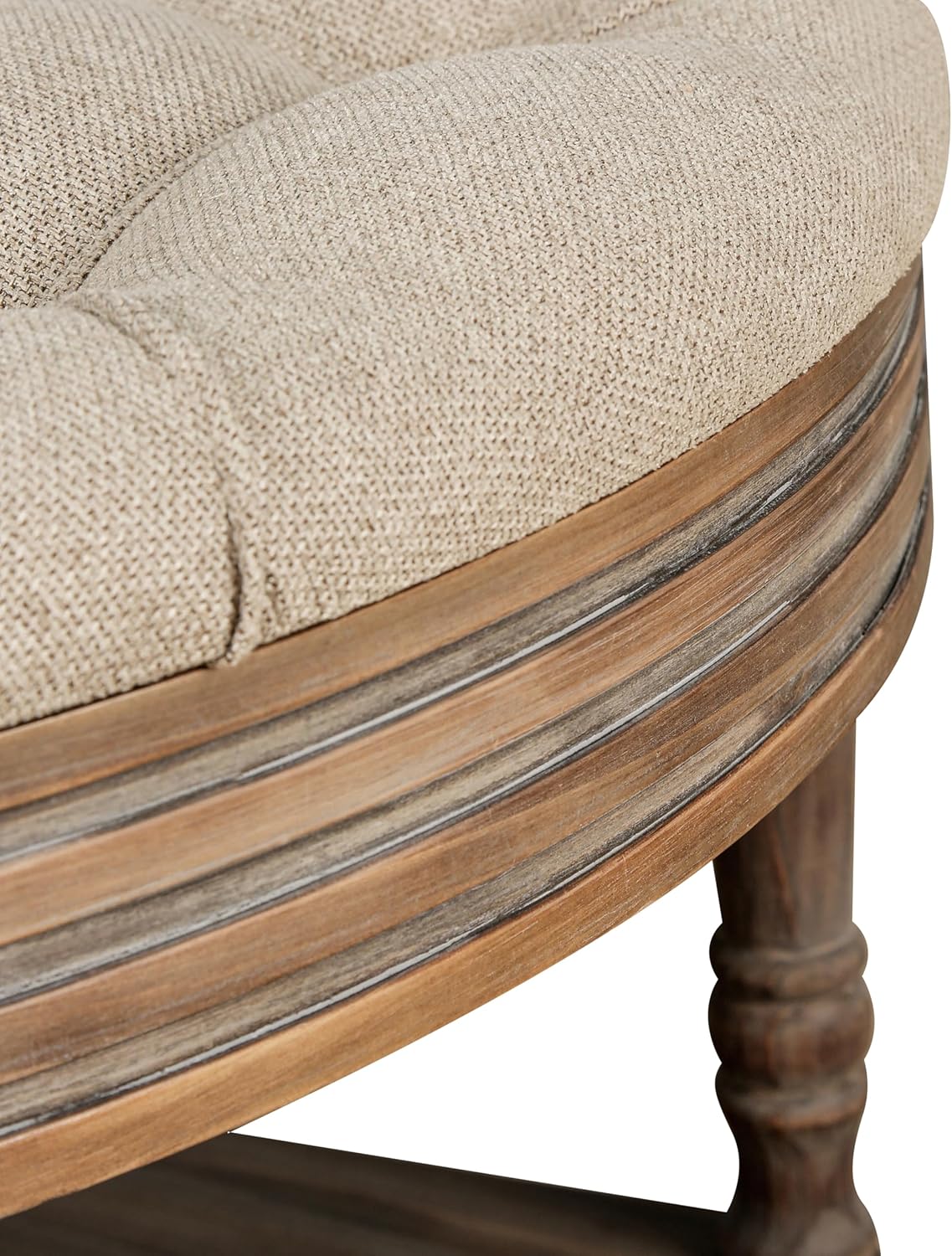 Our Take on the Large Round Ottoman: Stylish Storage & ‌Comfort⁣ Combined