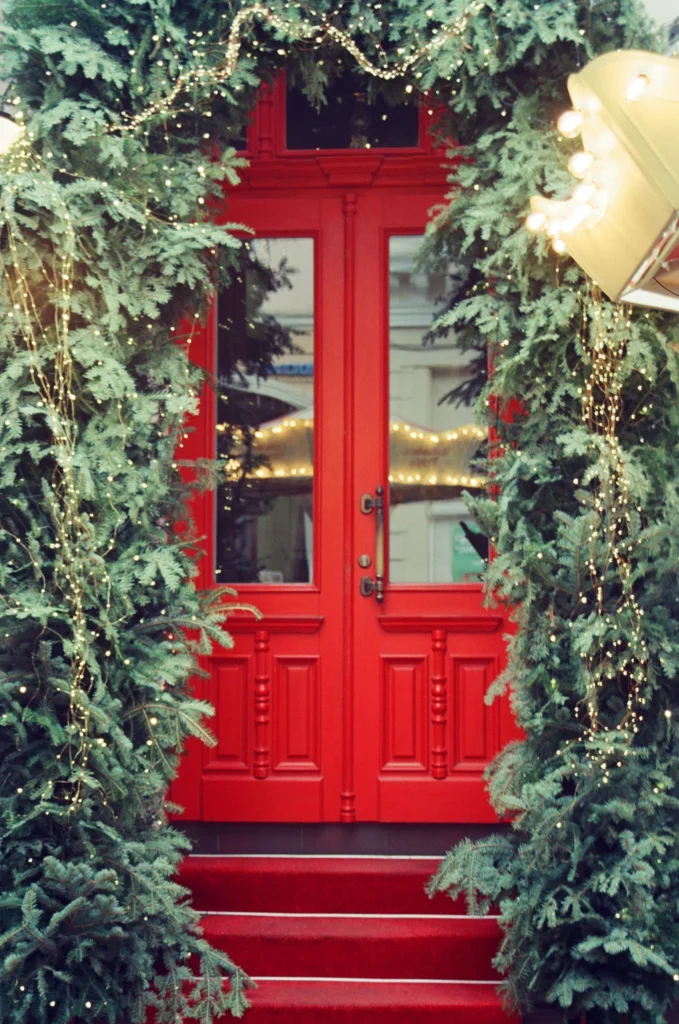 Make It Merry Cozy Christmas Door Decor Ideas