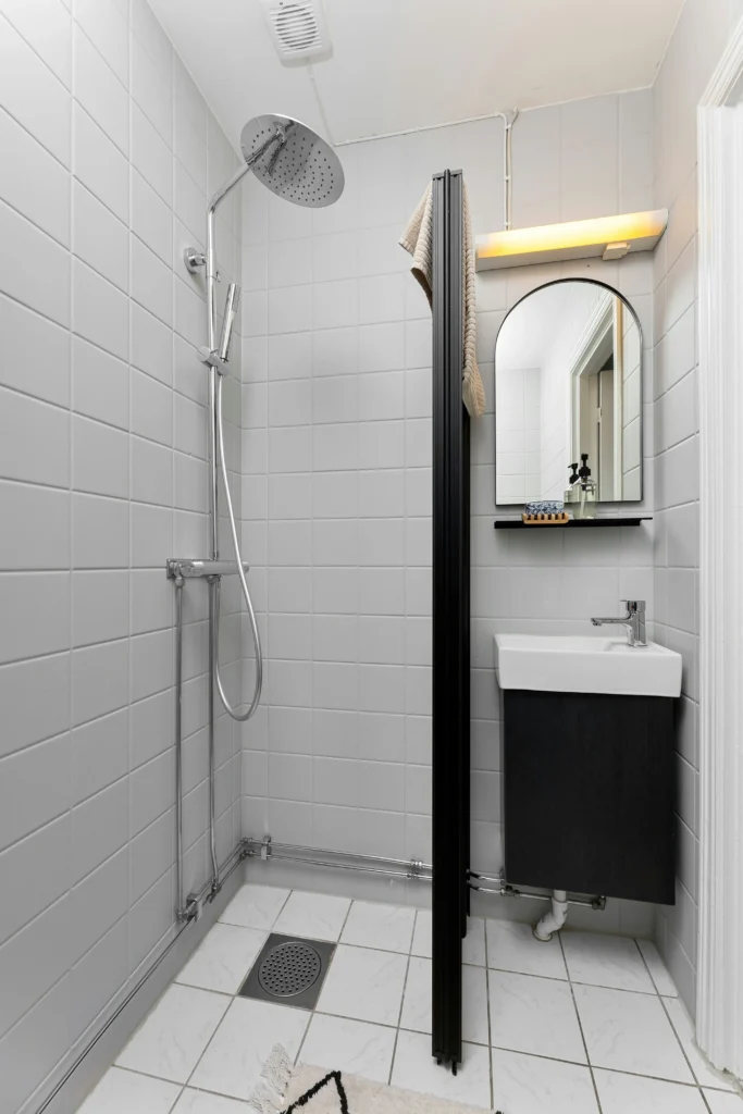 Cool Gray Bathroom