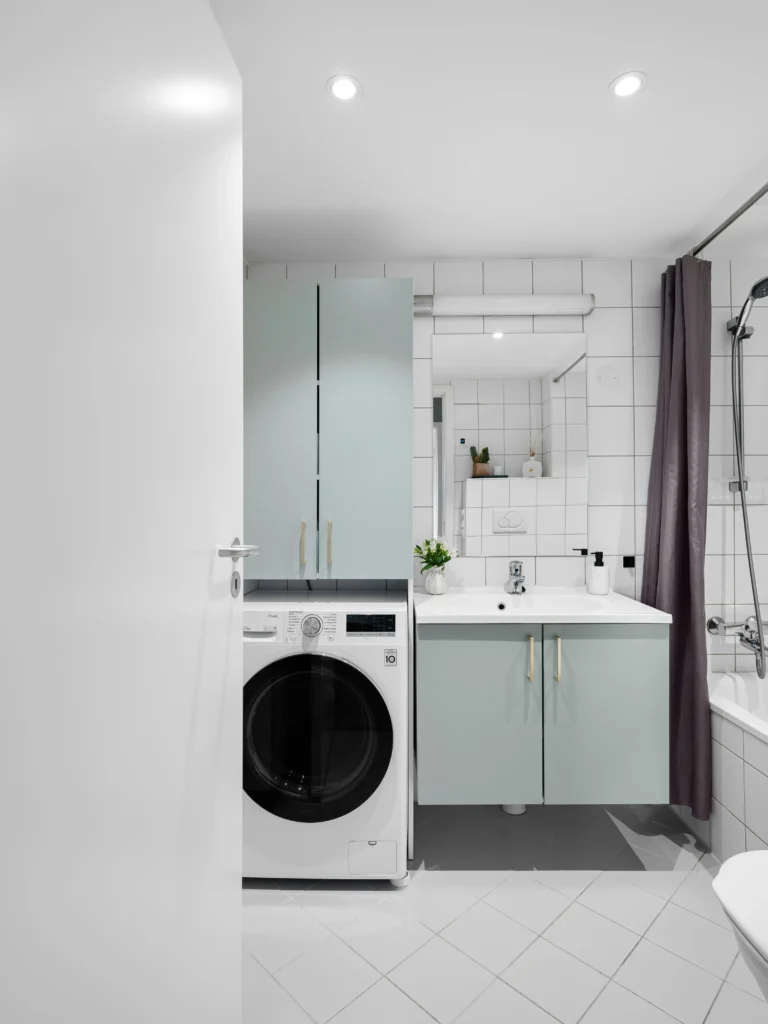 Scandinavian bathroom design