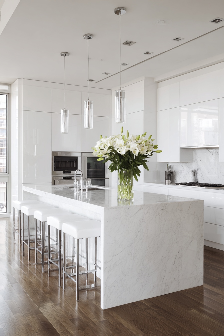 Elegance with Minimalist Cabinet Design