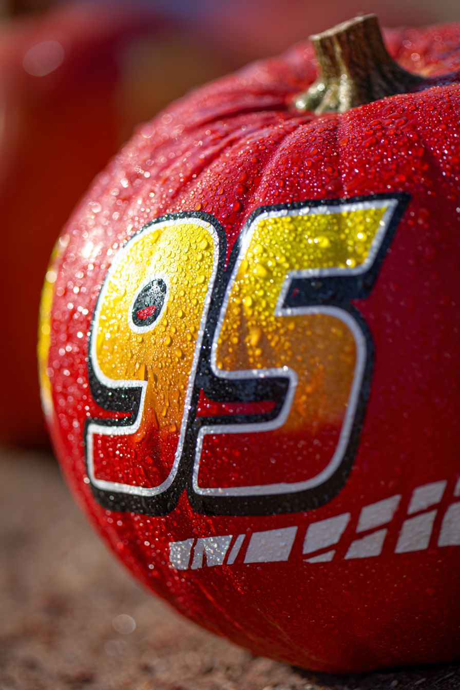Animate Your Pumpkin with Lightning McQueen