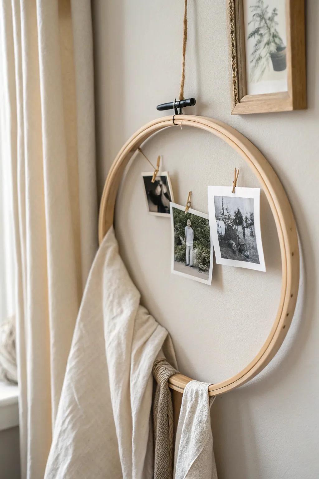 A creative embroidery hoop frame combining simplicity and sentiment for Mother's Day.