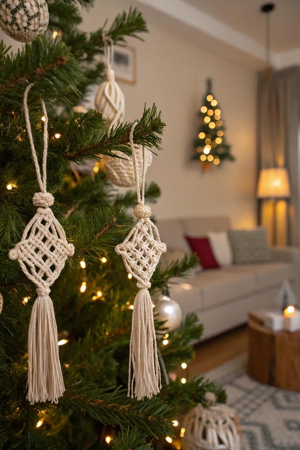 Celebrate the season with macrame Christmas tree ornaments.